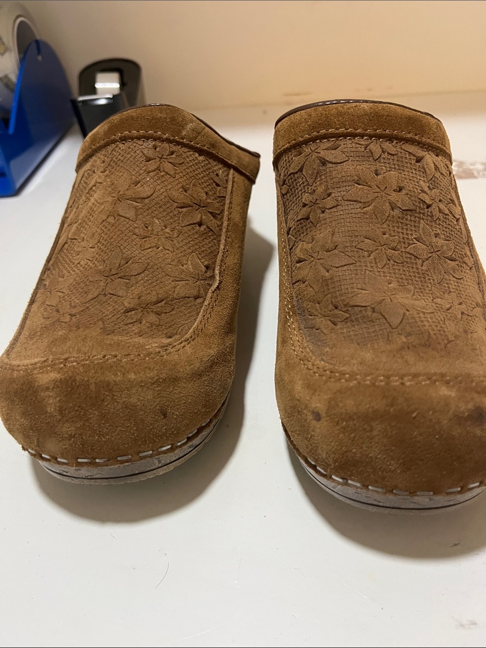 Sanita Suede Clogs Sz 39 Granola - Picture 3 of 7